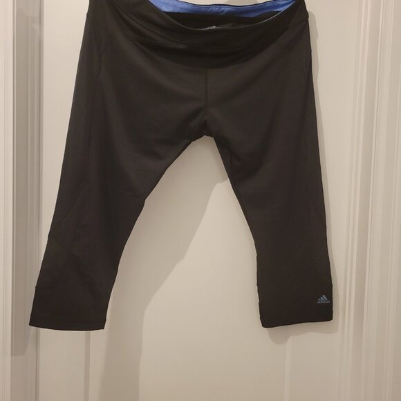 Adidas Capri leggings - Picture 2 of 3